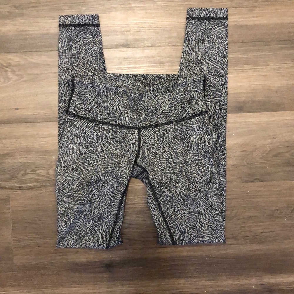 Lululemon Leggings 28”